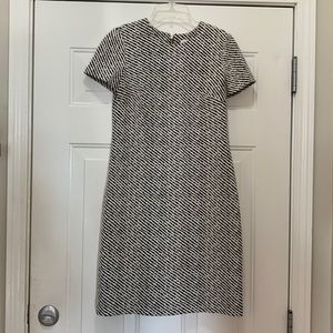 3/$15 Calvin Klein Cotton Blend size 2 black/white dress